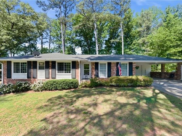 2196 Winding Way, Tucker, GA 30084