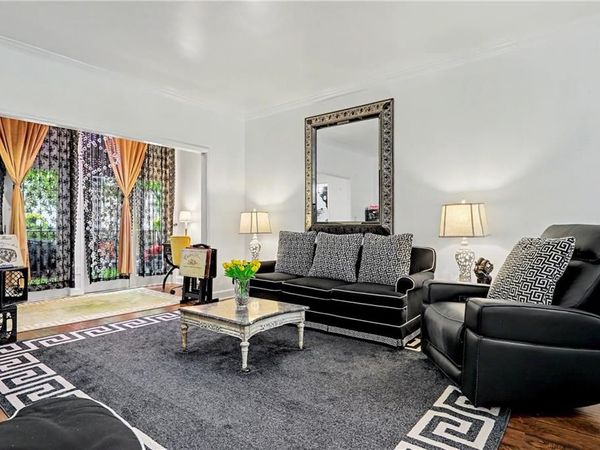 2865 Lenox Road NE, Unit 211, Atlanta, GA 30324
