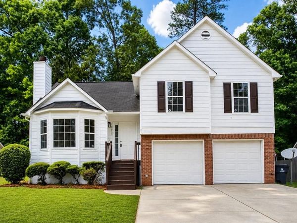 1077 Athena Court , Acworth, GA 30101