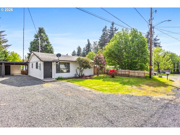 1111 SPRUCE ST, Sweet Home, OR 97386