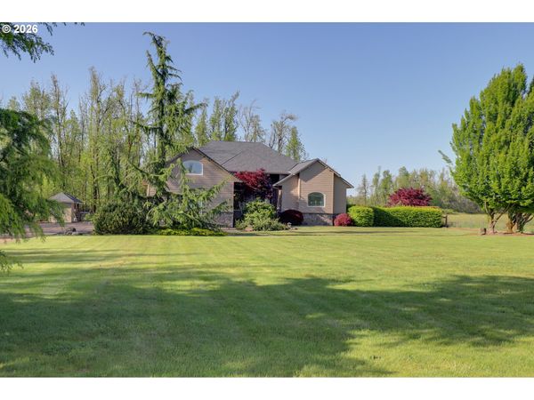 33391 HOWE LN, Creswell, OR 97426