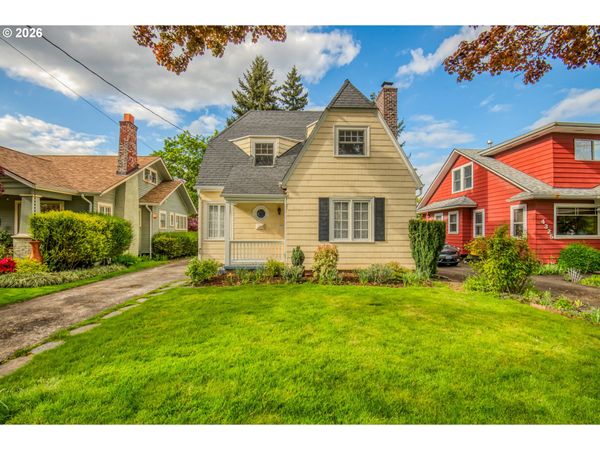 4315 NE LAURELHURST PL, Portland, OR 97213