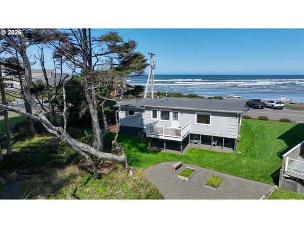 2977 SUNSET BLVD, Seaside, OR 97138