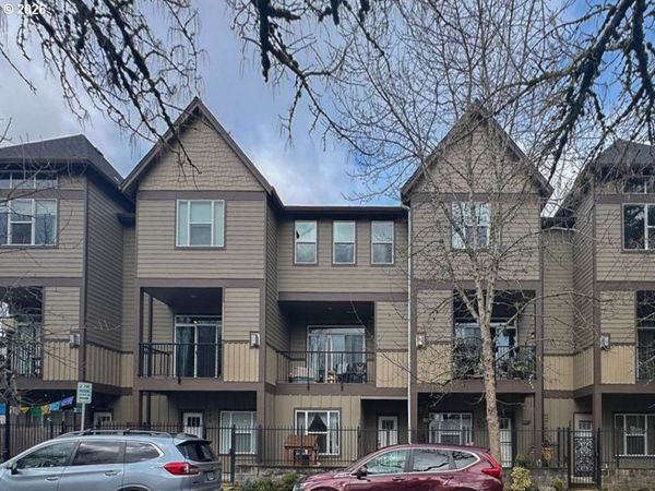 493 NE LIBERTY AVE, Gresham, OR 97030