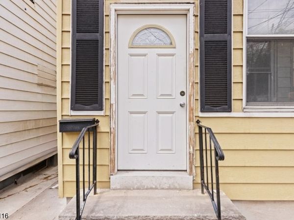 539 Scotland Rd, Unit 2, Orange, NJ 07050