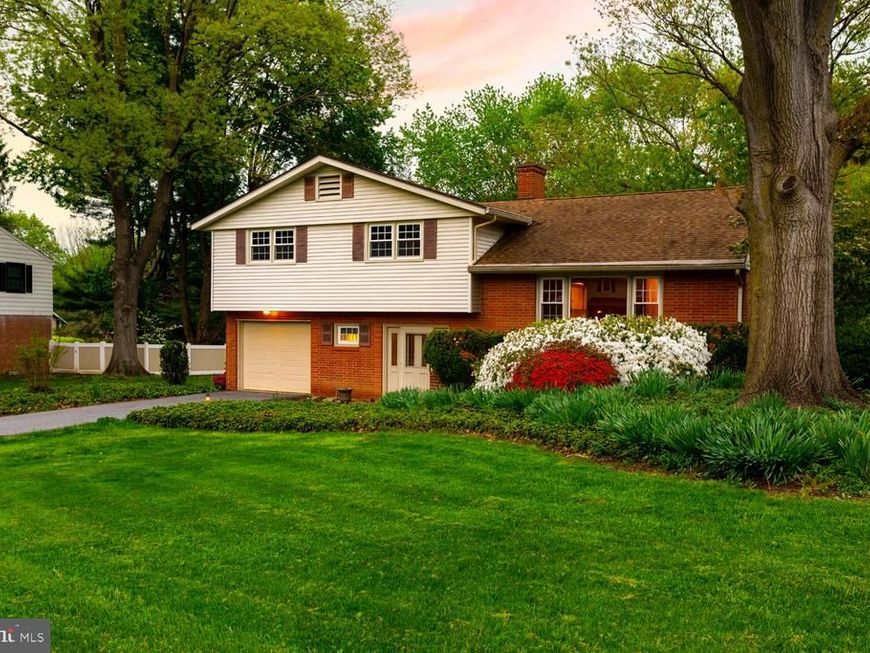 1907 Robindale Avenue, Lancaster, PA 17601 Main Photo