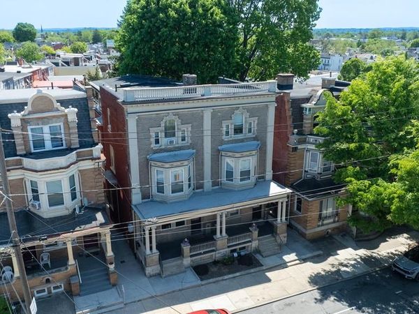135- 137 COLLEGE AVENUE, LANCASTER, PA 17603