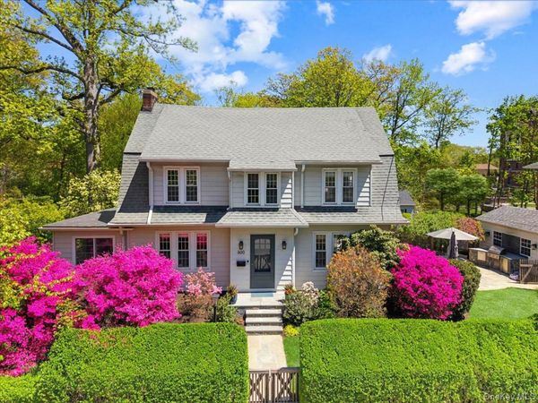 600 Pelhamdale Avenue , Pelham, NY 10803
