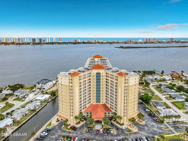 2801 S Ridgewood Avenue, Unit 1111, South Daytona, FL 32119