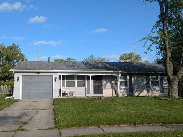 2414 CORBY Drive, Fort Wayne, IN 46815