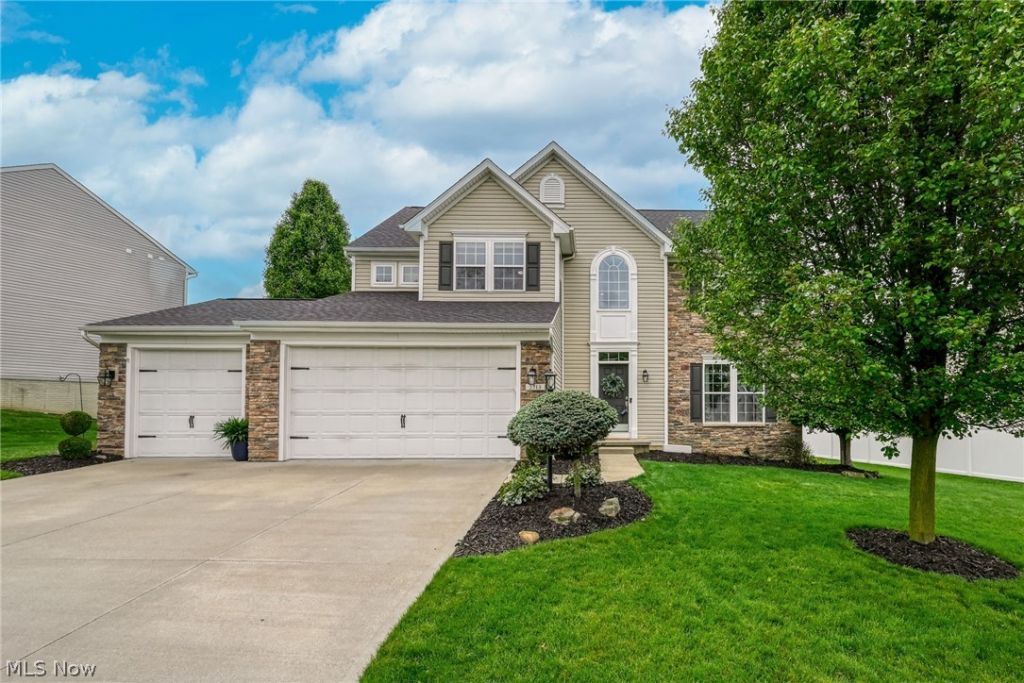 2173 Blue Ash Avenue Nw, Canton, OH 44708 Main Photo
