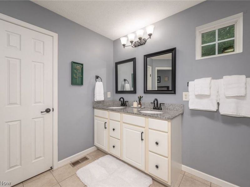 2713 Blue Ash Avenue NW, Canton, OH 44708 Photo 23