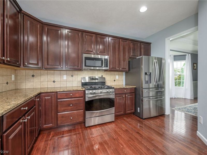 2713 Blue Ash Avenue NW, Canton, OH 44708 Photo 9