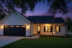 1415 Lawhorn Road  photo 4