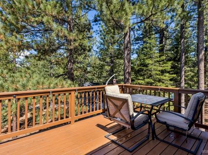 1241 Acoma Circle, South Lake Tahoe, CA 96150 Photo