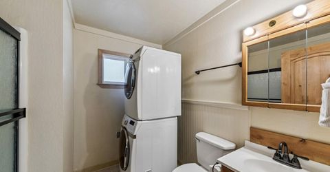 882 Merced Avenue, South Lake Tahoe, CA 96150 Photo