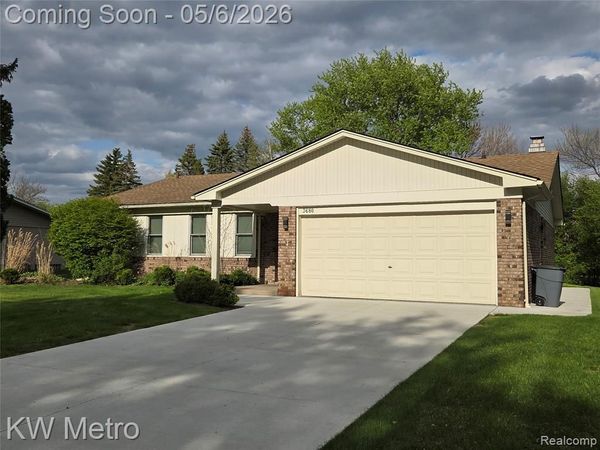 3680 ORIOLE Drive, Troy, MI 48084