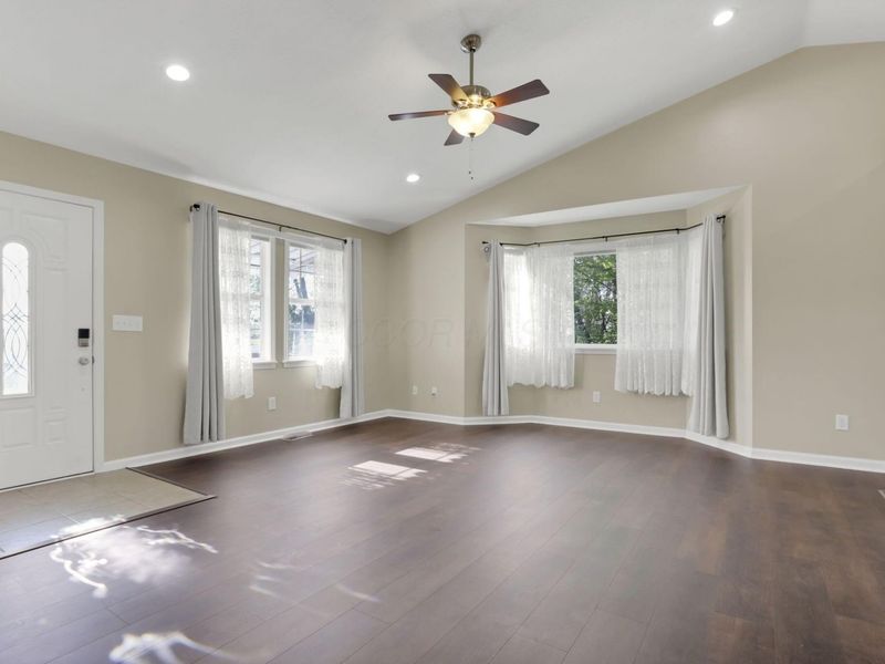 14953 King Road, Howard, OH 43028 Photo 8