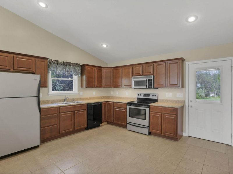 14953 King Road, Howard, OH 43028 Photo 9