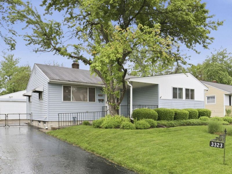 3323 Roswell Drive , Columbus, OH 43227 Photo 3