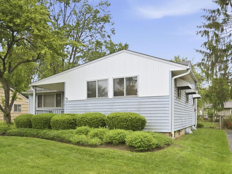 3323 Roswell Drive , Columbus, OH 43227 Photo 5