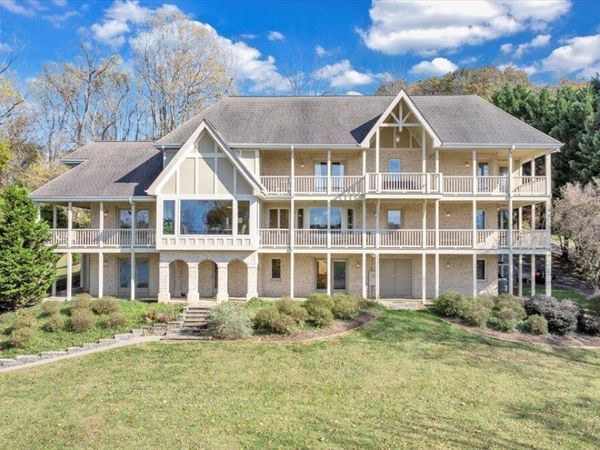 6641 Horseshoe Bend RD , Goodview, VA 24095