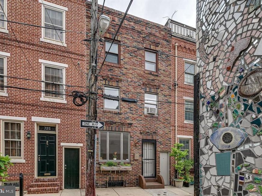 727 S Mildred Street, Philadelphia, PA 19147 Main Photo