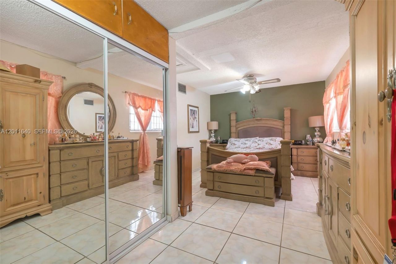 8510 NW 30th Pl , Miami, FL 33147 Photo