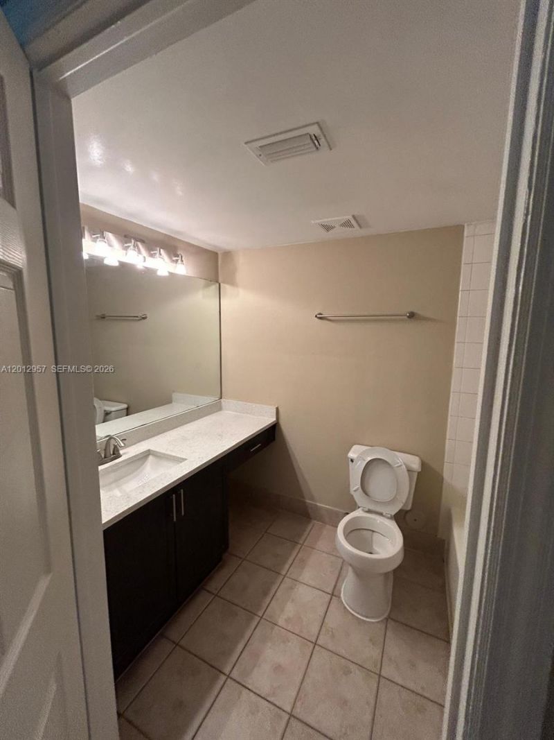 4151 N Haverhill Rd, Unit 1514, West Palm Beach, FL 33417 Photo