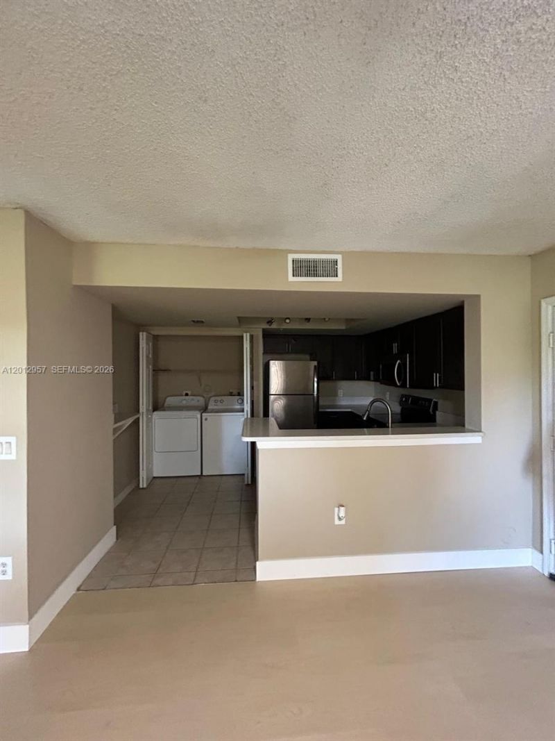 4151 N Haverhill Rd, Unit 1514, West Palm Beach, FL 33417 Photo