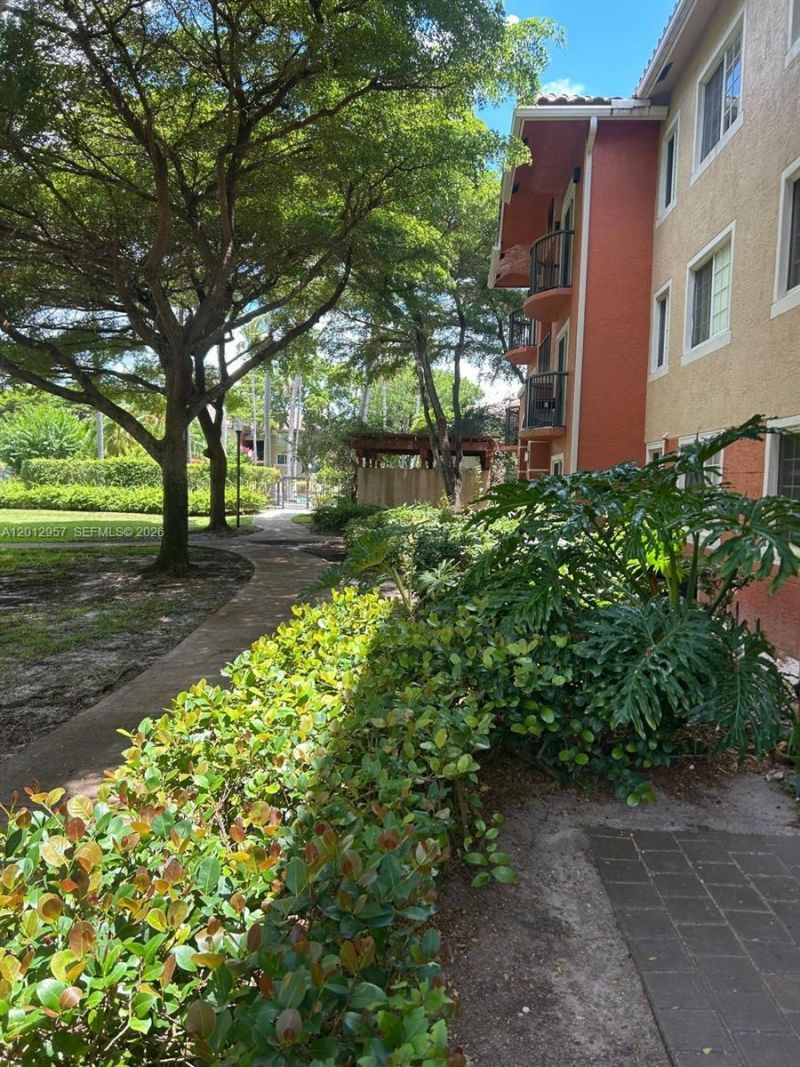 4151 N Haverhill Rd, Unit 1514, West Palm Beach, FL 33417 Photo