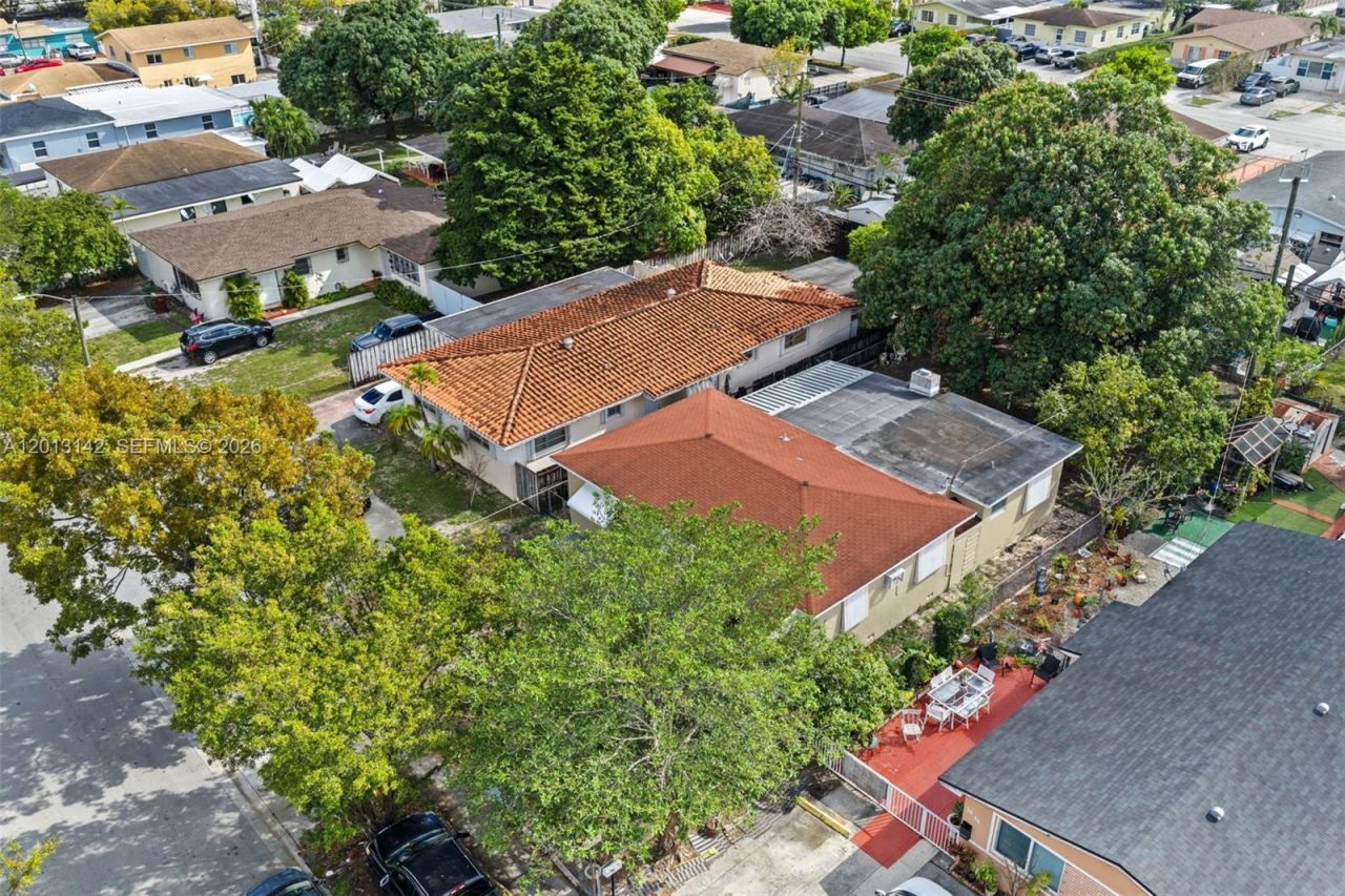 42 E 16th St, Hialeah, FL 33010 Photo