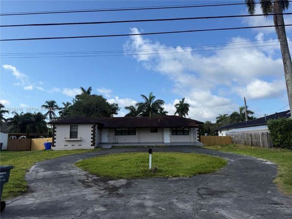 2830 Johnson St, Unit 1, Hollywood, FL 33020