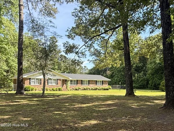 156 Narrow Gap Road, Riegelwood, NC 28456