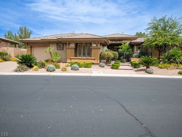 16 Belfair Court , Henderson, NV 89052