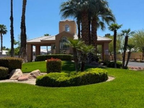 436 Fallwood Lane , Las Vegas, NV 89107
