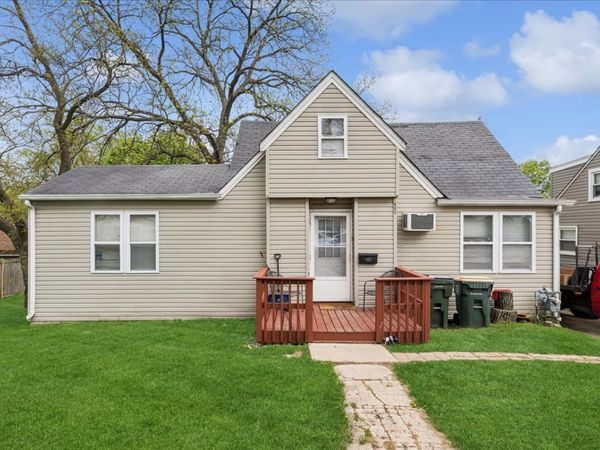 403 Highmoor Drive , Round Lake Park, IL 60073