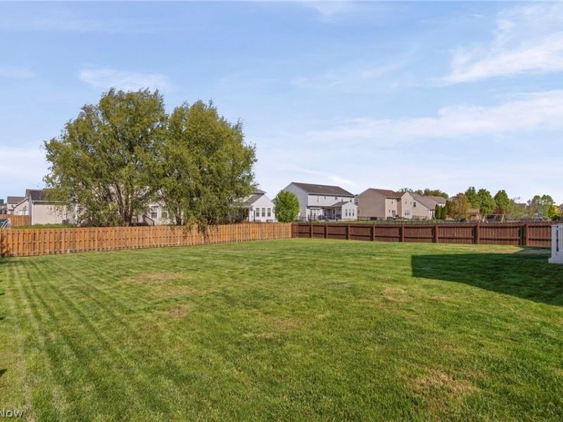 9076 Wyllys Drive, North Ridgeville, OH 44039 Photo 34