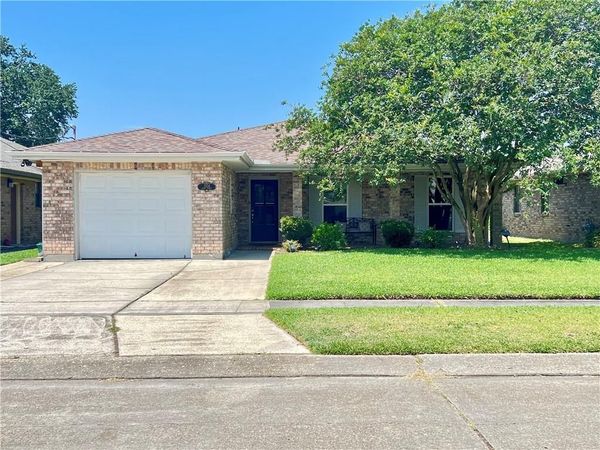 1104 GREEN Street, Metairie, LA 70001