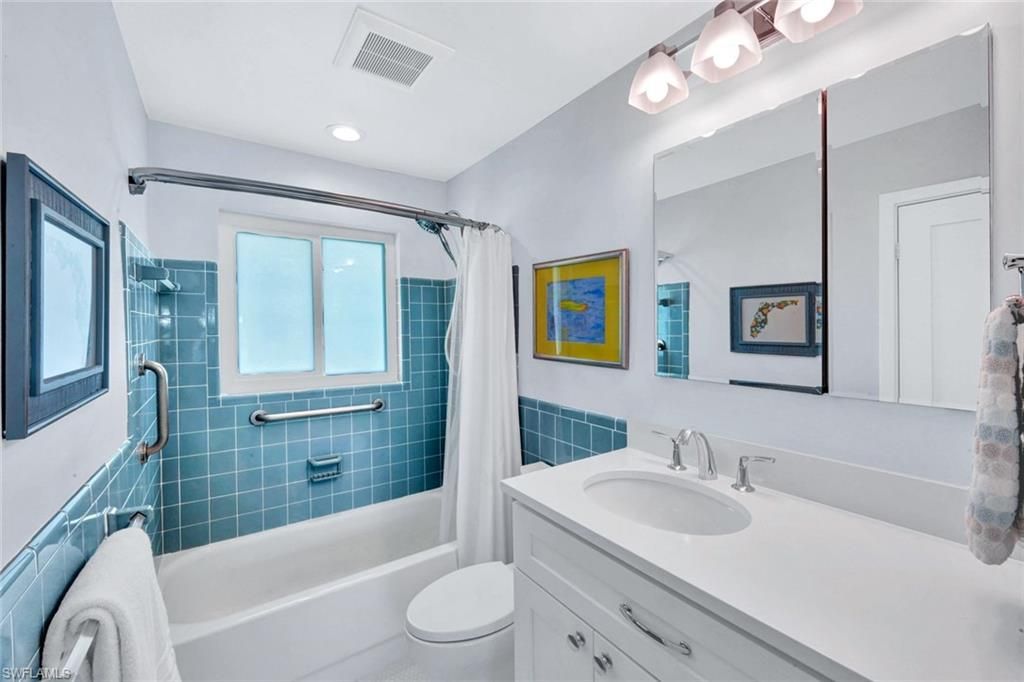 388 Harbour Dr , Unit 388, Naples, FL 34103 Photo