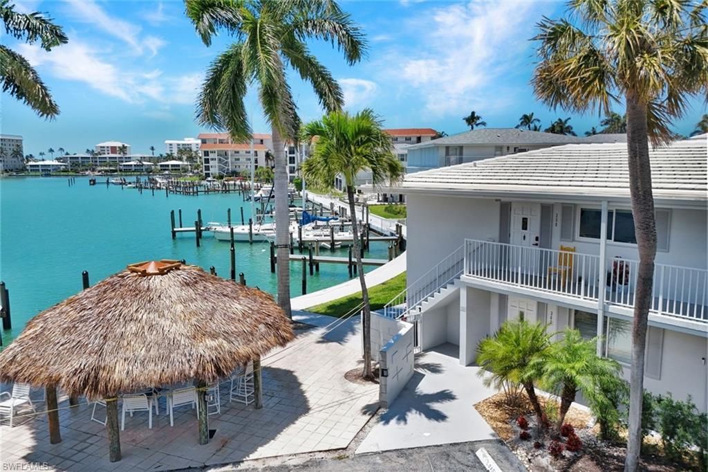 388 Harbour Dr , Unit 388, Naples, FL 34103 Photo