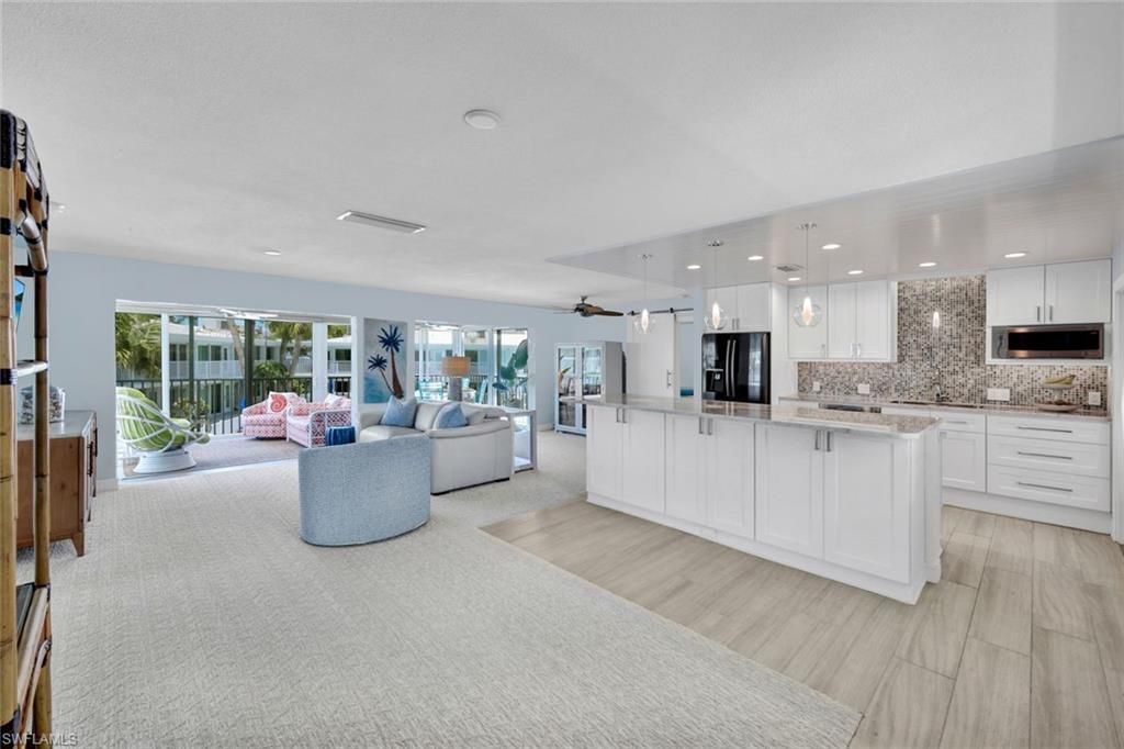 388 Harbour Dr , Unit 388, Naples, FL 34103 Photo