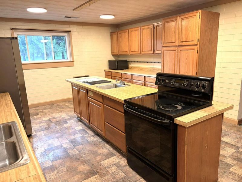 7485 Mount Vernon Road , Saint Louisville, OH 43071 Photo 8