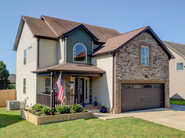 1004 Sunrise Dr , Clarksville, TN 37042