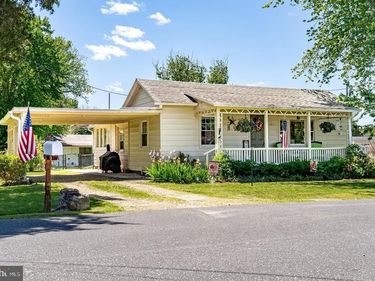 207 8TH, GROTTOES, VA 24441