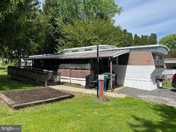 459 CLOVER DRIVE , YORK, PA 17406