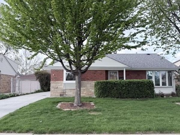 7340 Lake Street , Morton Grove, IL 60053
