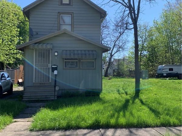 1061 East Avenue SE, Warren, OH 44484