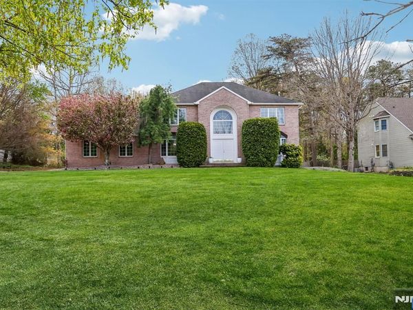 29 Overlook Drive, JACKSON, NJ 08527