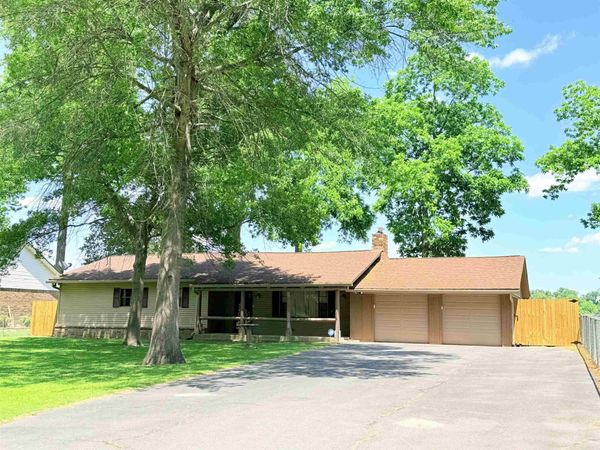 2809 Riverside Dr , White Hall, AR 71602